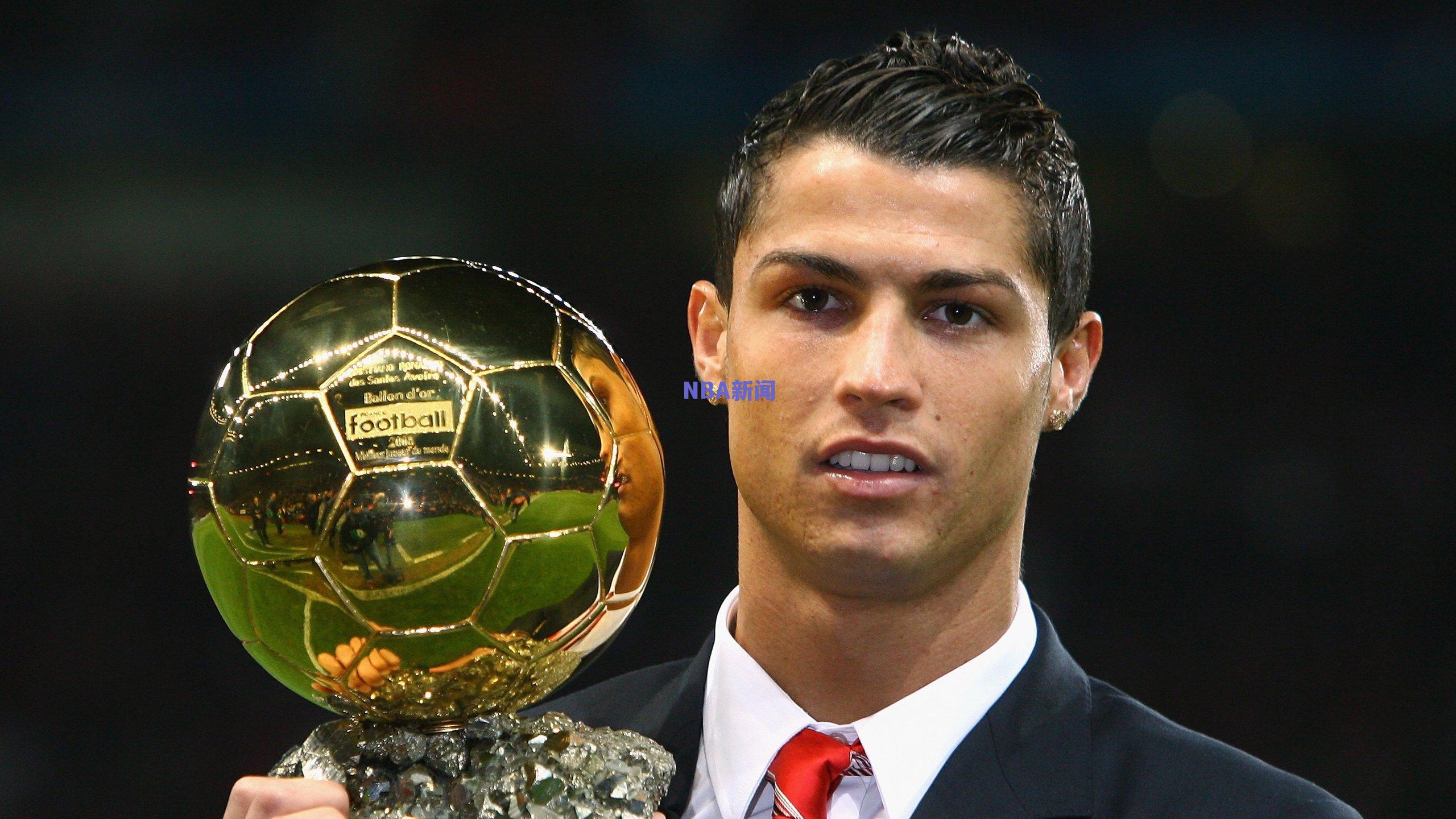 梅西深情告别巴萨,我也很想继续留在这里